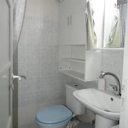 Holargos For Up To 3 Persons